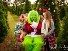American Photographer Crushing it With Her “The Grinch” Strategy