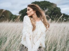 Photographer to Hold Exclusive Photo Exhibition of Older Women