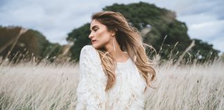 Photographer to Hold Exclusive Photo Exhibition of Older Women