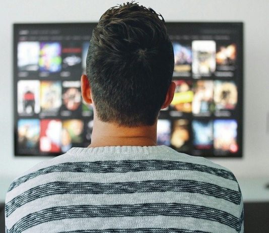 Entertainment Industry on E-Commerce