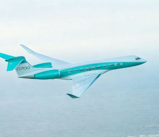 Flying Rich: How the G700 Redefines What It Means to Arrive in Style